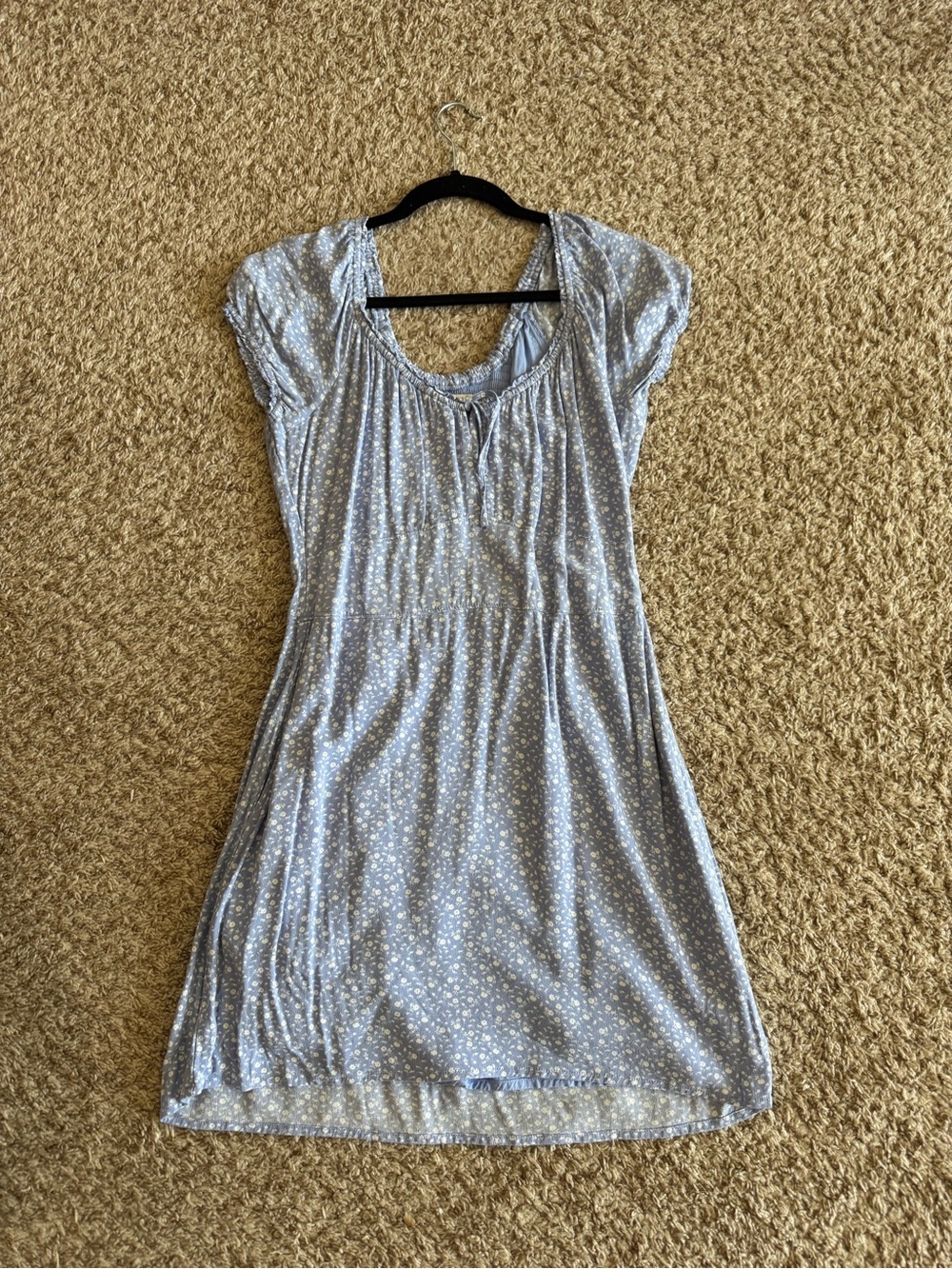 Abercrombie and Fitch smoked waist blue Floral Short Sleeve dress